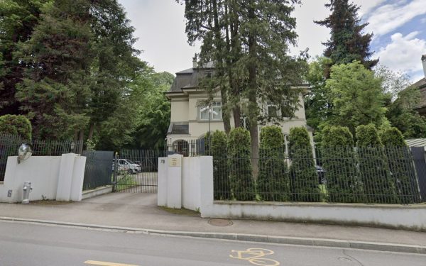 Incendiu la Ambasada României la Berna: Obiect incendiar, pagube mari
