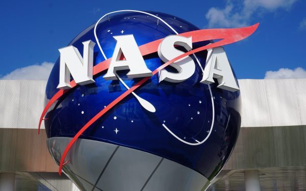 Viața unui cercetător NASA: "Nu e știință complicată"