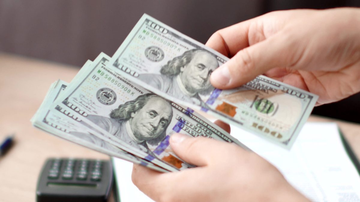 Diaspora, salvarea țării? Ce economii se prăbușesc fără banii de acasă