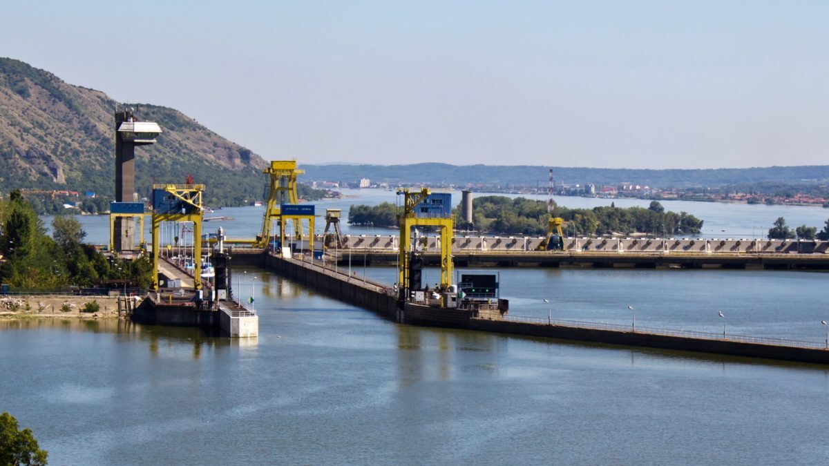 România, la limită: 19 GW instalați, dar producție de o treime în secetă