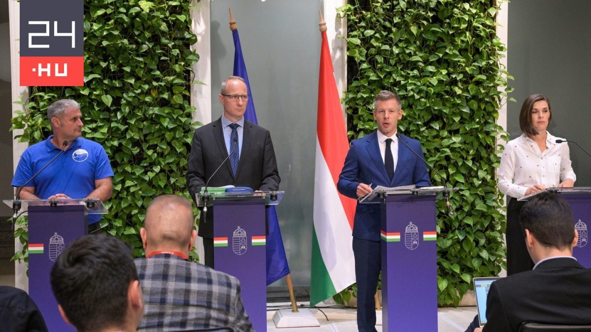 Toroczkai, întrebare la Sandor-palota: "Când plecăm în concediu?"