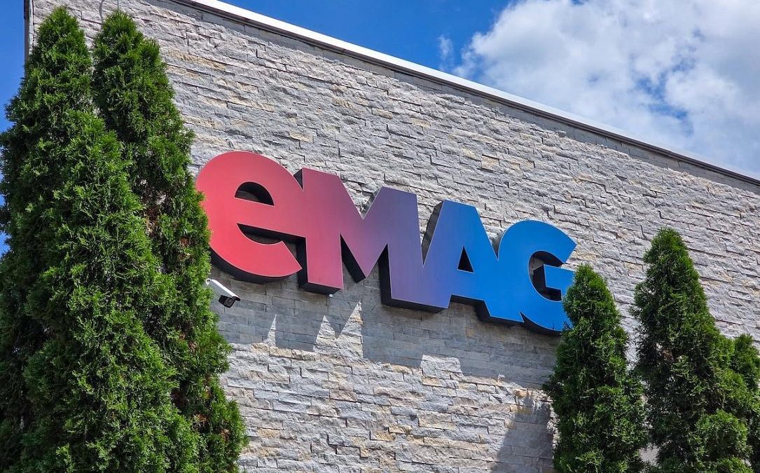 eMAG, sub controlul unic al Naspers după undă verde UE