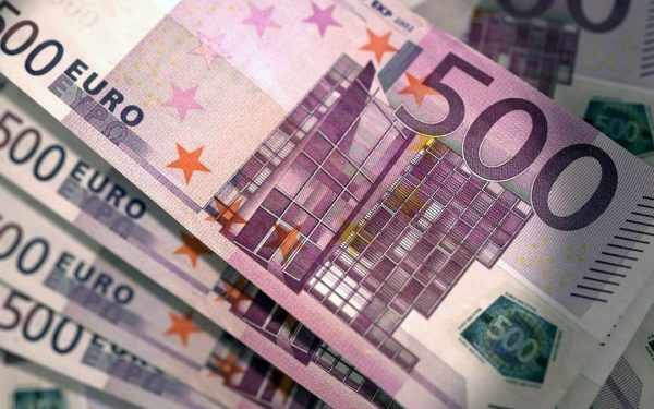 Spitalul Suceava caută avocați cu 100 euro/oră din cauza conflictelor interne