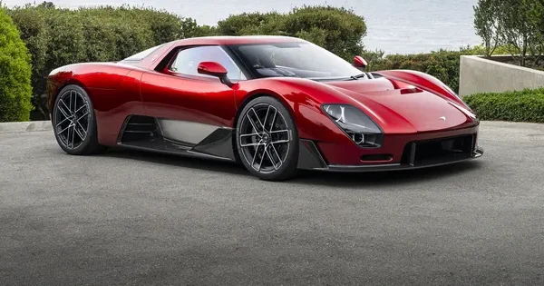 McLaren 6GT: Retro spectaculos pe patru roți
