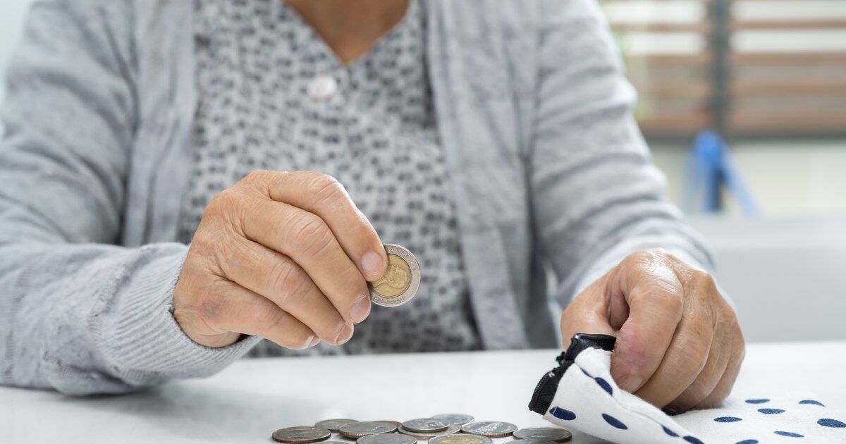 Escrocherie BNR în București: Fals curier, prins cu pensionară jefuită