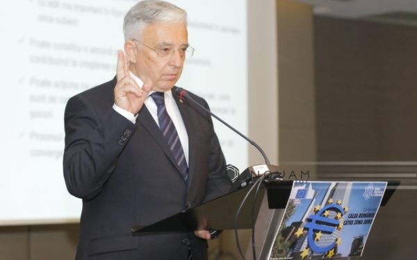 Isărescu: România, departe de euro. Proces politic complicat