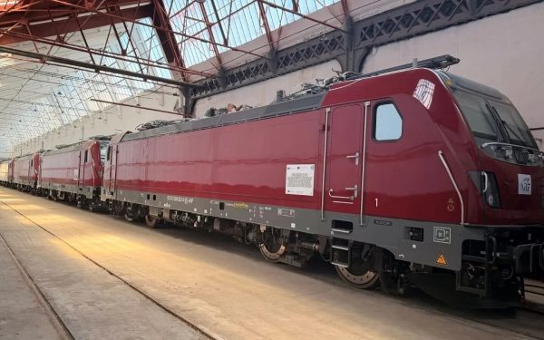 Locomotive de 90 mil. euro blocate: ETCS le pun în pericol
