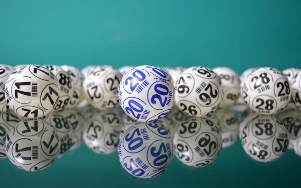 Loto 6/49: Numerele câștigătoare de duminică, 9 august 2026