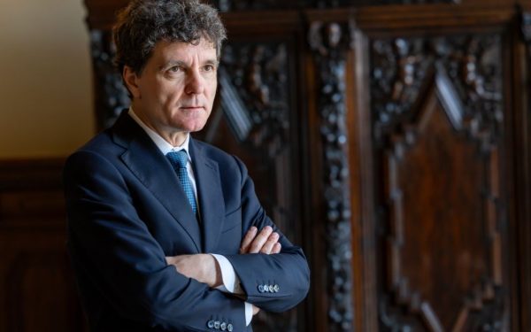 Nicuşor Dan: Moody's laudă paşii României spre echilibru financiar