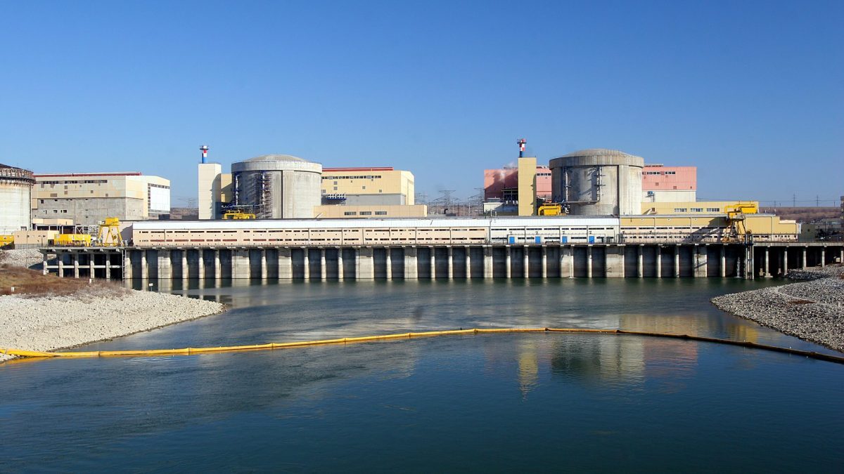 Cernavodă: Unitatea 2, închisă controlat pe 13 august din cauza Dunării secate