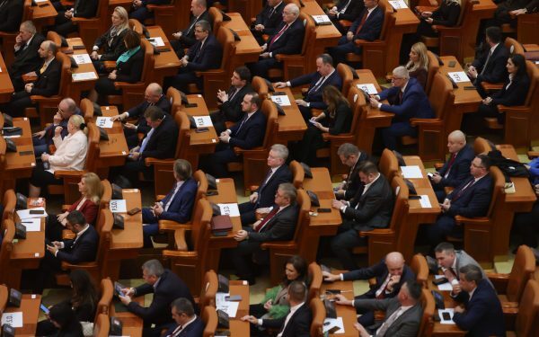 Legea ANI, din nou pe agenda Parlamentului în sesiune extraordinară