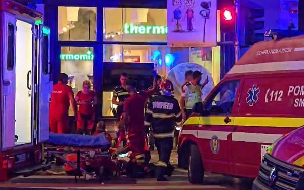 Carnagiu la Brașov: Autoturism spulberă pietoni. Cauză medicală exclusă de poliție