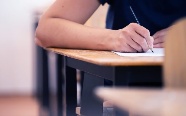 Evaluarea Națională 2027: Lucrări corectate digital, contestații noi