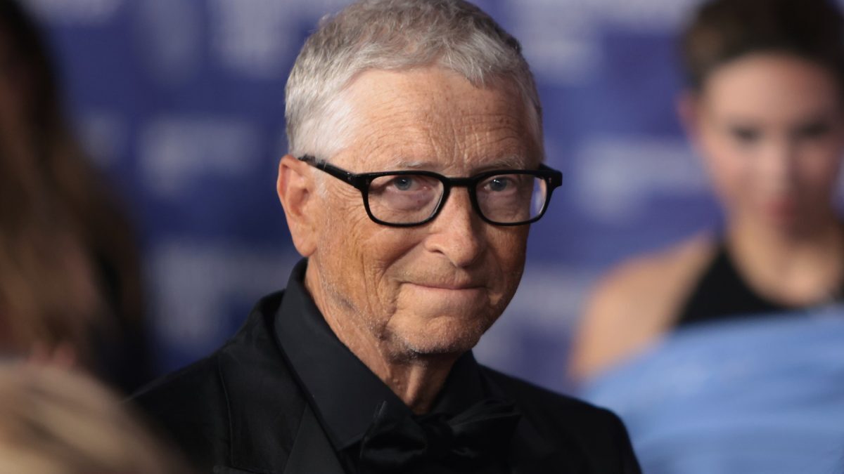 Bill Gates: AI va distruge locuri de muncă, guvernele nu-s pregătite
