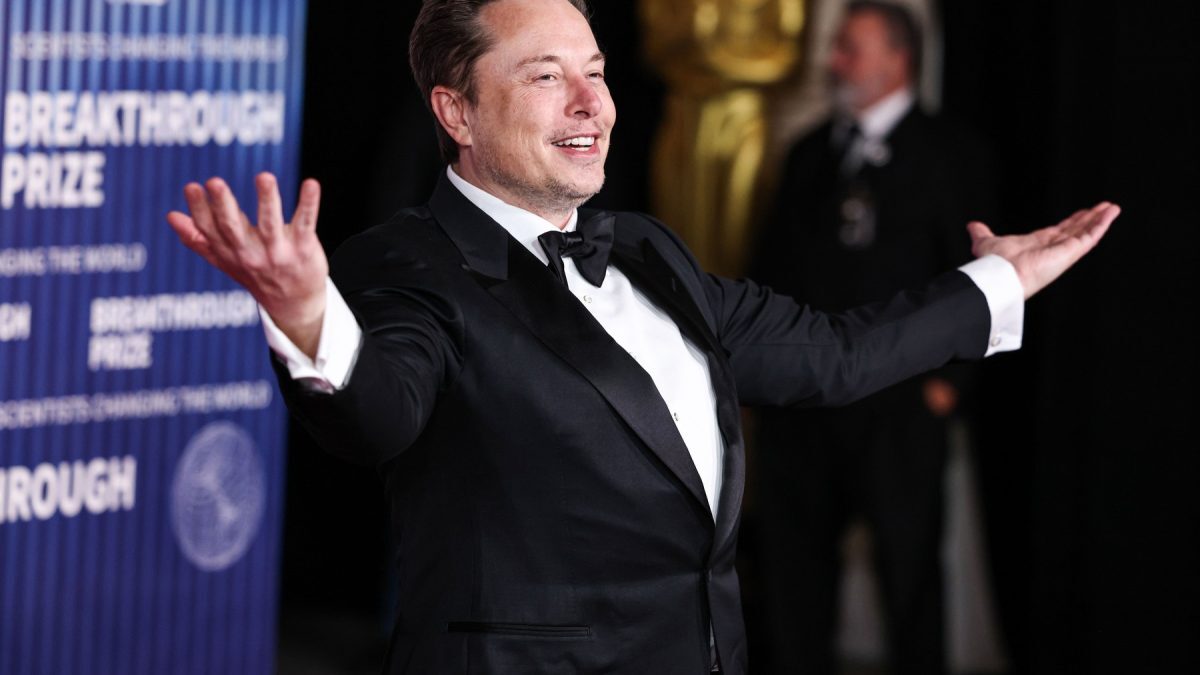 Musk: Odiseea corectă anul acesta. Primul clip prezentat