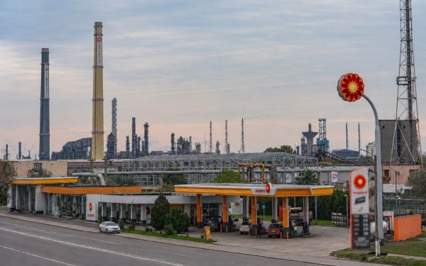 Rompetrol, profit dublu și extindere agresivă
