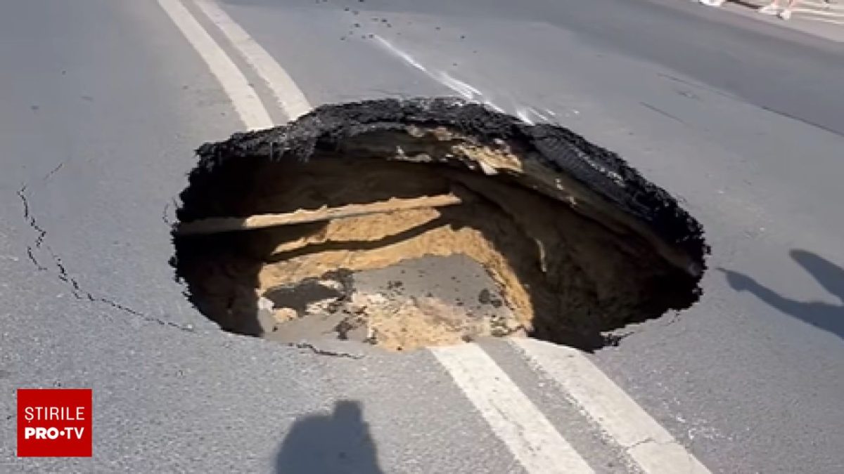 Carmen Șerban, prăbușită cu mașina în craterul din București