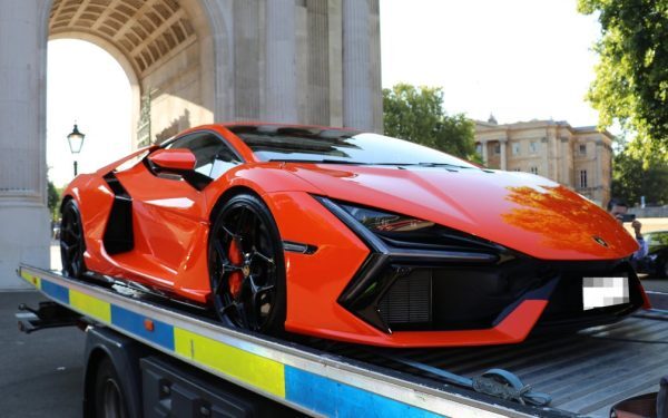 Poliția din Londra, șocată: 10 milioane $ în supercaruri, confiscate într-un weekend