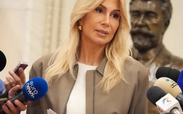 Turcan, atac la ministrul Culturii: Conflict cât ministerul