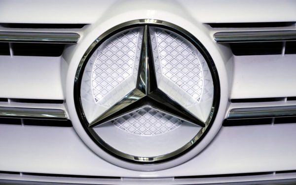 Mercedes AMG: Logo-uri periculoase?