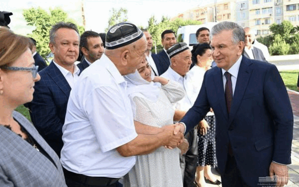 Uzbekistan: Priorități noi pentru un ciclu politic aprins