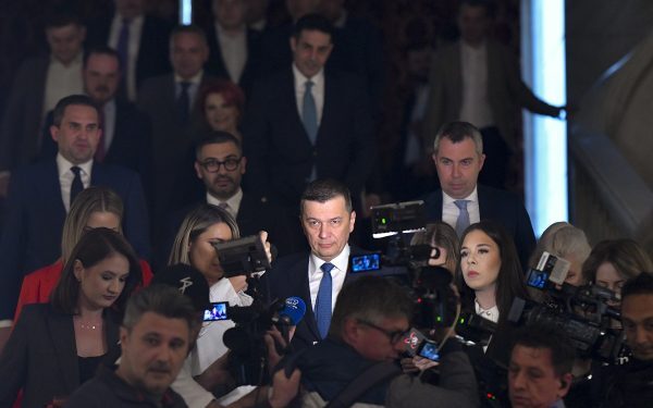 Grindeanu: Mureșan pică cu glorie. PSD decidă luni dacă trădează România