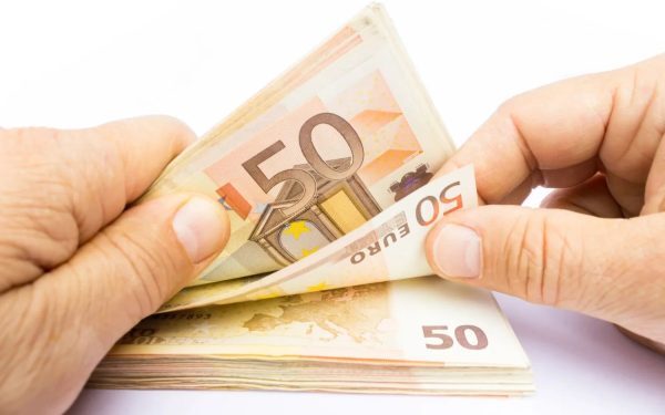 UE aruncă bani în startup-urile agricole: AI, roboți și bioeconomie