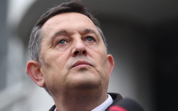 AUR: fără șopârle la PSD, spune Piperea