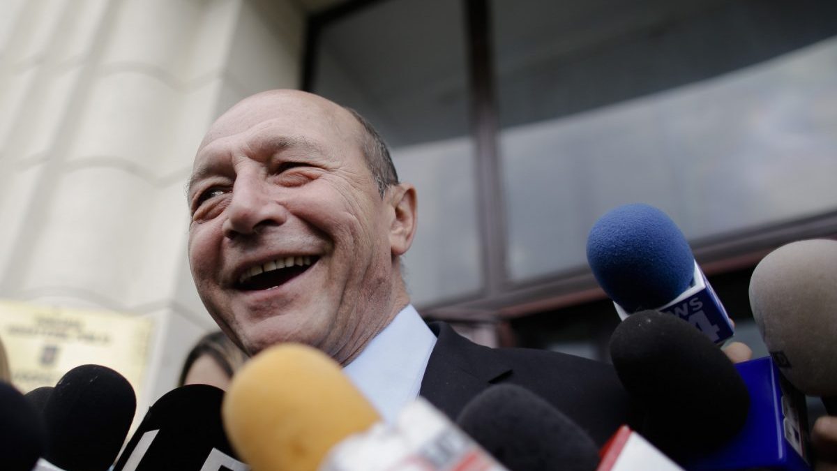 Băsescu: Mureșan nu e spion german, eu n-am cerut bani nimănui
