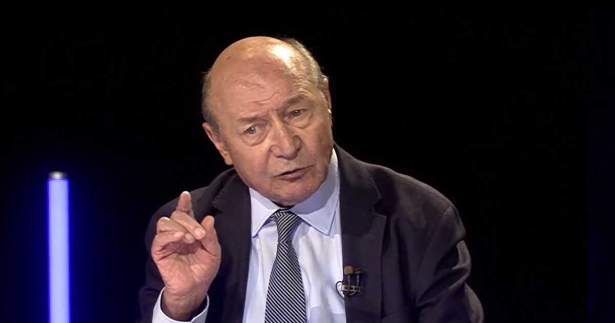 Băsescu, replică dură la atacurile pe Mureșan: "Premier cu statul de drept iar?"