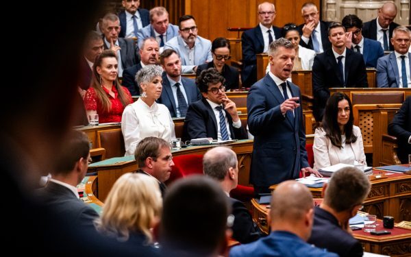 Magyar Peter, ședință crucială: Peste dezbatere se anunță propuneri