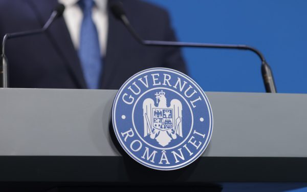 Bolojan: Guvern tehnocrat, soluția fezabilă