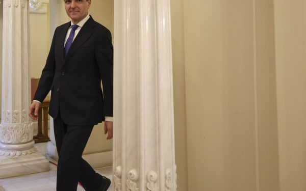 Nicuşor Dan: Premierul de luni, sub condiţiile sale (Surse)