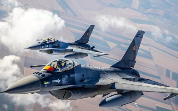 Țintă aeriană la granița României, F-16 ridicate, alertă în Tulcea