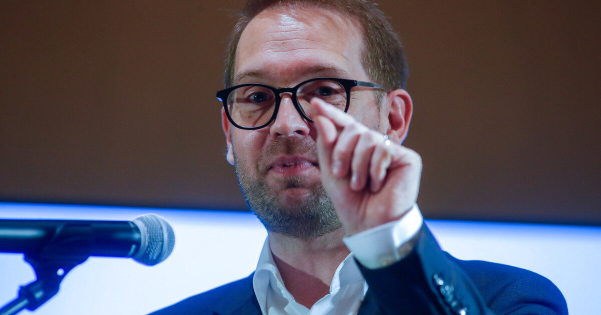 Fritz: Nu e premier independent, USR vrea alegeri anticipate