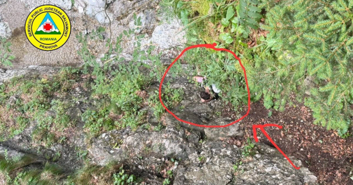 Turiști rătăciți pe Caraiman, salvați din prăpastie