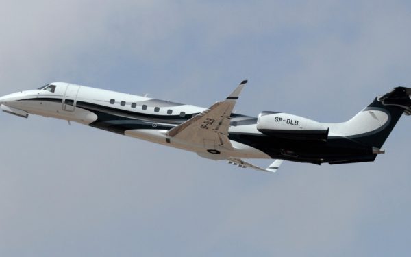 Deliorga, Ponta, Manole - pe un avion privat spre Grecia