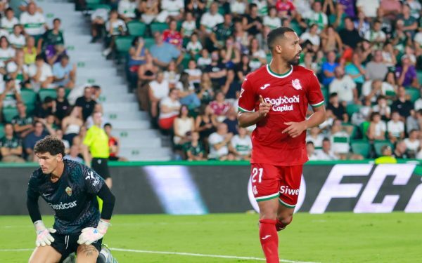 Real Sociedad bate Elche 3-2 în La Liga, un meci plin de goluri