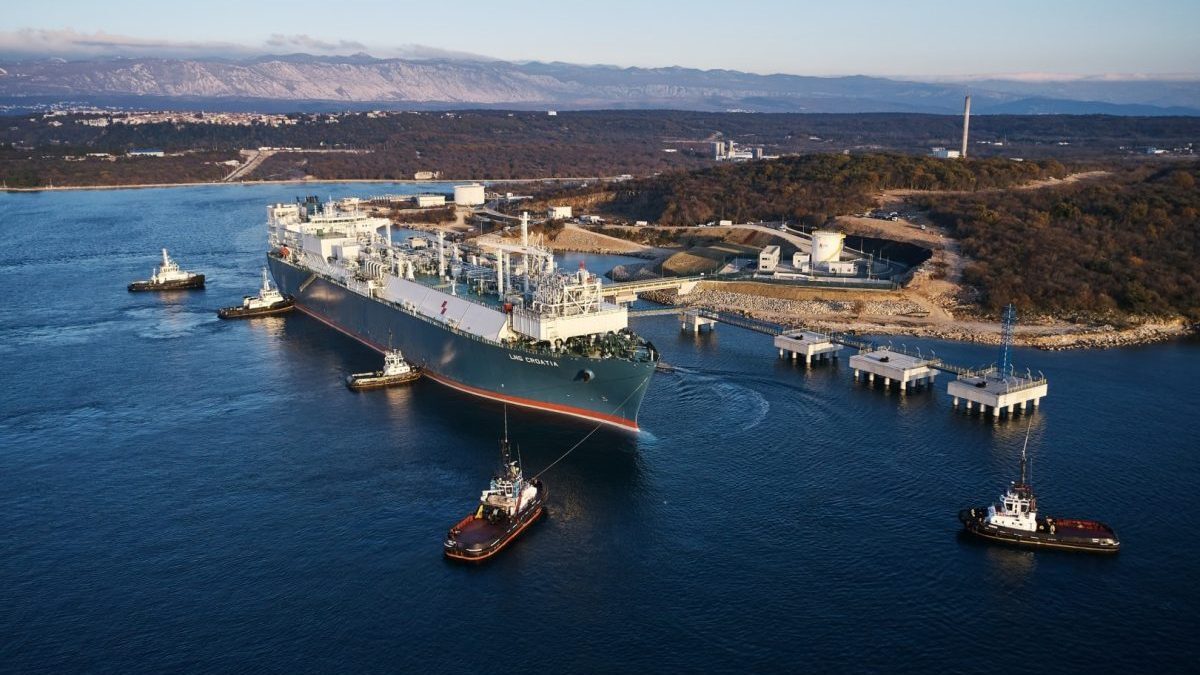UE cere economie drastică de energie din cauza războaielor