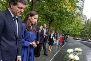 Nicuşor Dan și Mirabela Grădinaru, la Memorialul 9/11: Nu îi vom uita