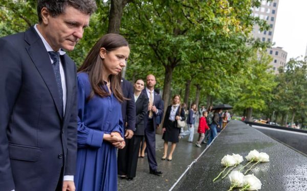 Nicuşor Dan și Mirabela Grădinaru, la Memorialul 9/11: Nu îi vom uita