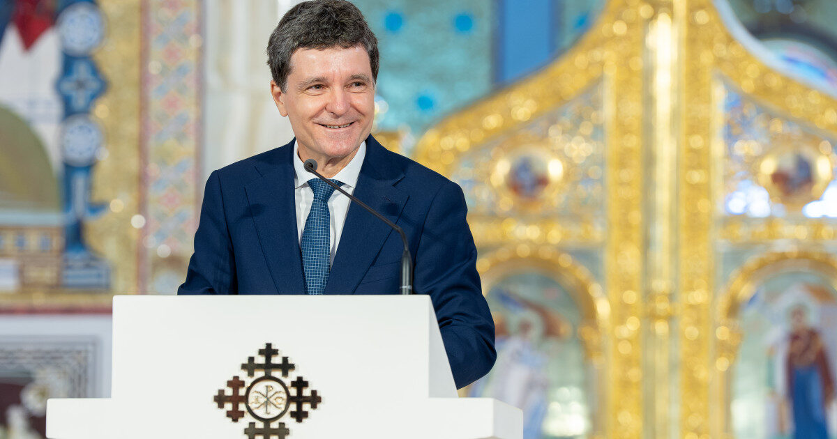 Istoriografia religiei îl atacă pe Nicușor Dan: "Nu pare că citește"
