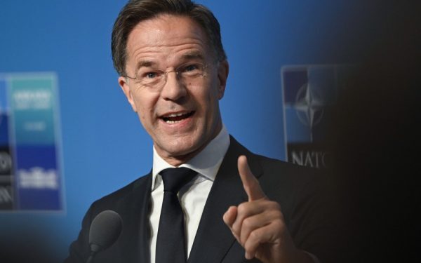 Rutte: NATO rezistă atacurilor Rusiei. Ce măsuri luăm