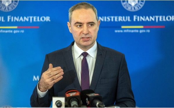 Lefter: Nazare, greu de învestit, nu rezolvă PSD