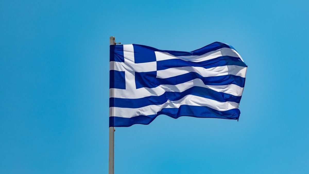 Grecia mărește salarii, pensii și taie impozite: 2,2 miliarde € impact