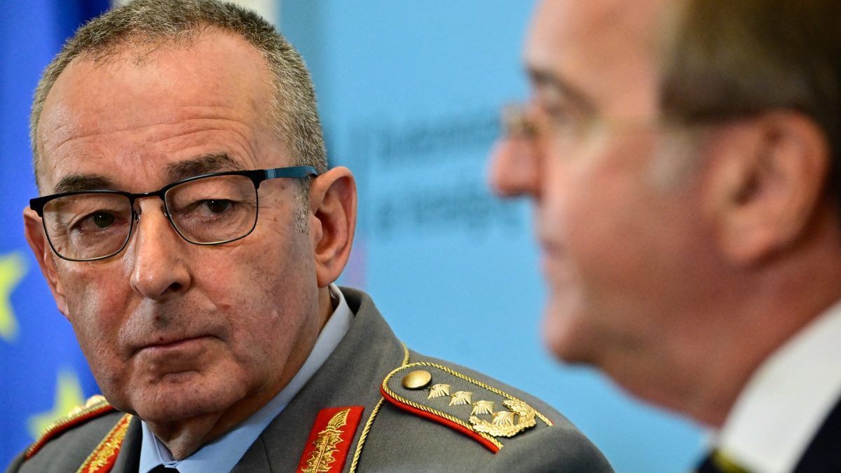 General german, șef la NATO. Rusia, amenințare în creștere