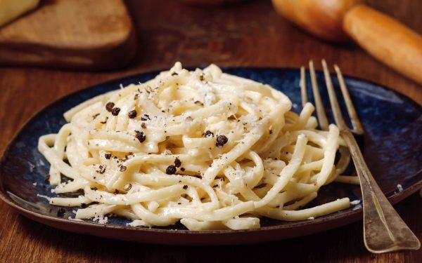Bechamel perfect: Rețeta pas cu pas, fără greșeli