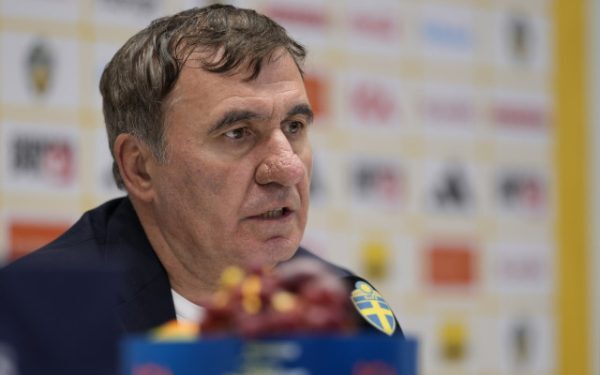 Hagi a dezvăluit primul titular pentru Polonia
