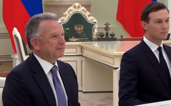 Zelenski: Ucrainenii, discuții cu emisarii lui Trump în SUA